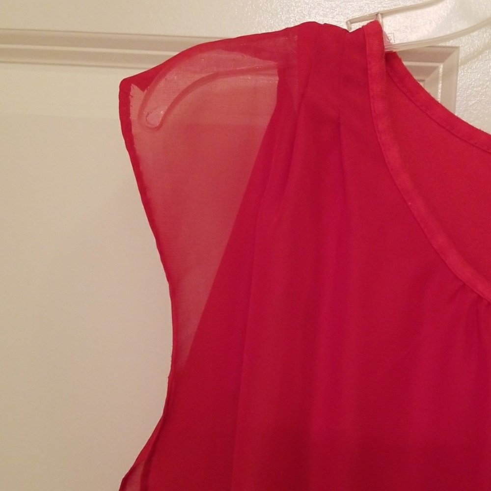 Asymmetrical Red Top - Picture 2 of 8